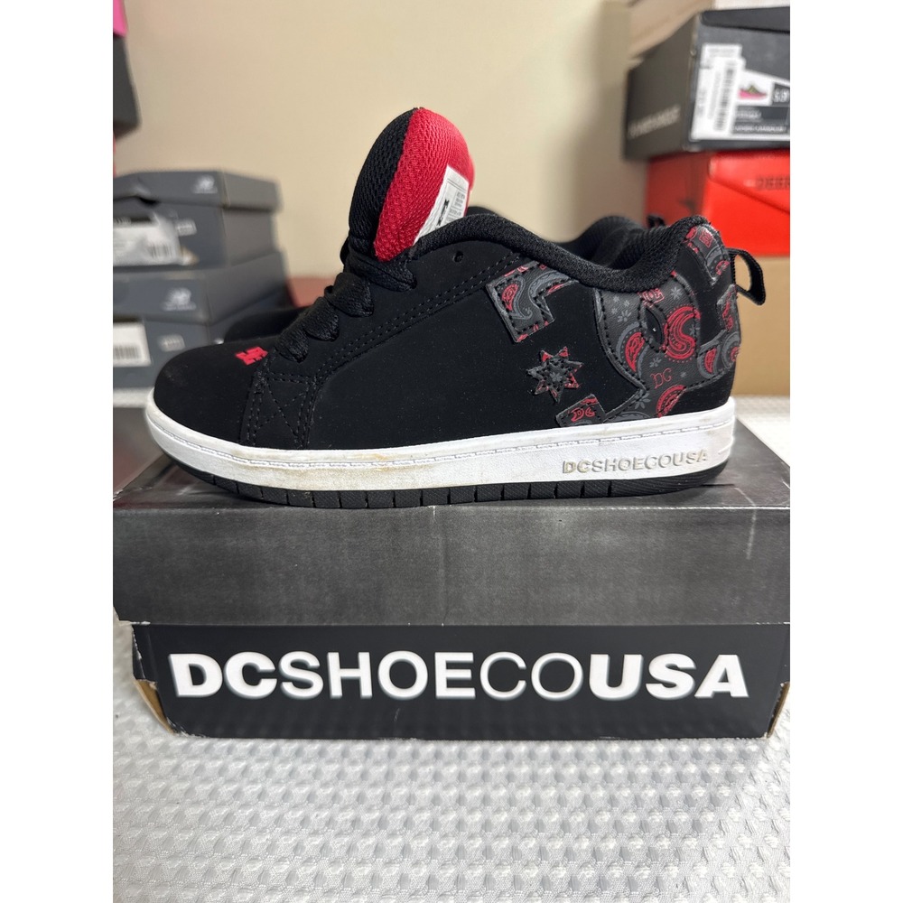 DC Shoes Court Graffik Youth 1.5 Black Red Paisley Skate Shoes DC01664010 EUC